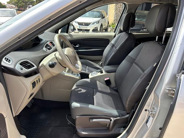 RENAULT SCENIC DYNAMIQUE 2.0 AUTO SPANISH LHD IN SPAIN 88000 MILES SUPERB 2009